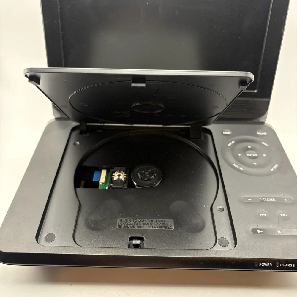 Sony DVP-FX980 Portable DVD Player 9 Inch Widescreen CD MP3 Black WORKS W/ Cord